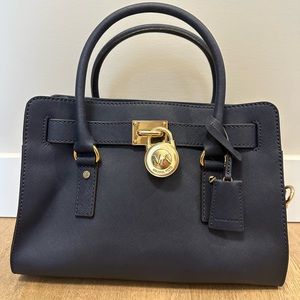 Michael Kors  Leather Navy tote - Like new